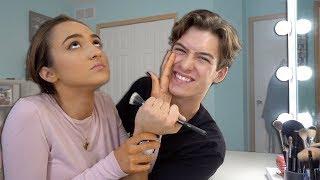 ANNOYING MY GIRLFRIEND WHILE SHE DOES HER MAKEUP!! (REVENGE PRANK)