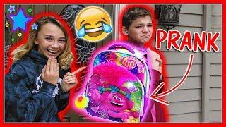 FIRST DAY OF SCHOOL PRANK | We Are The Davises